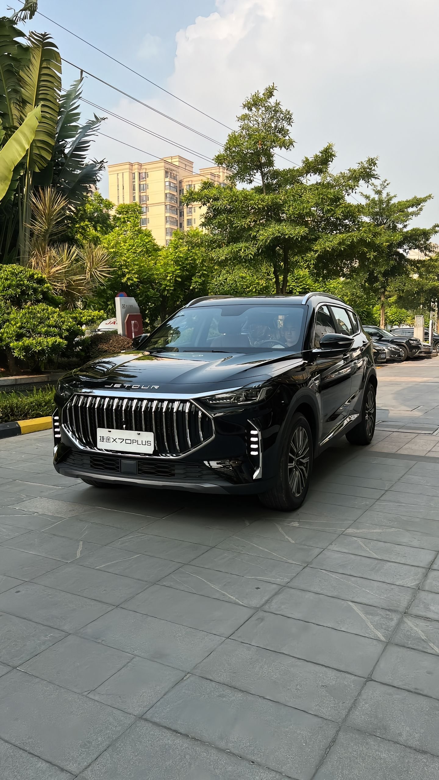 Jetour X70 Plus 2023 for export from China
